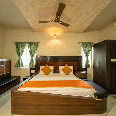 Seasons Suites Μπανγκαλόρ Εξωτερικό φωτογραφία