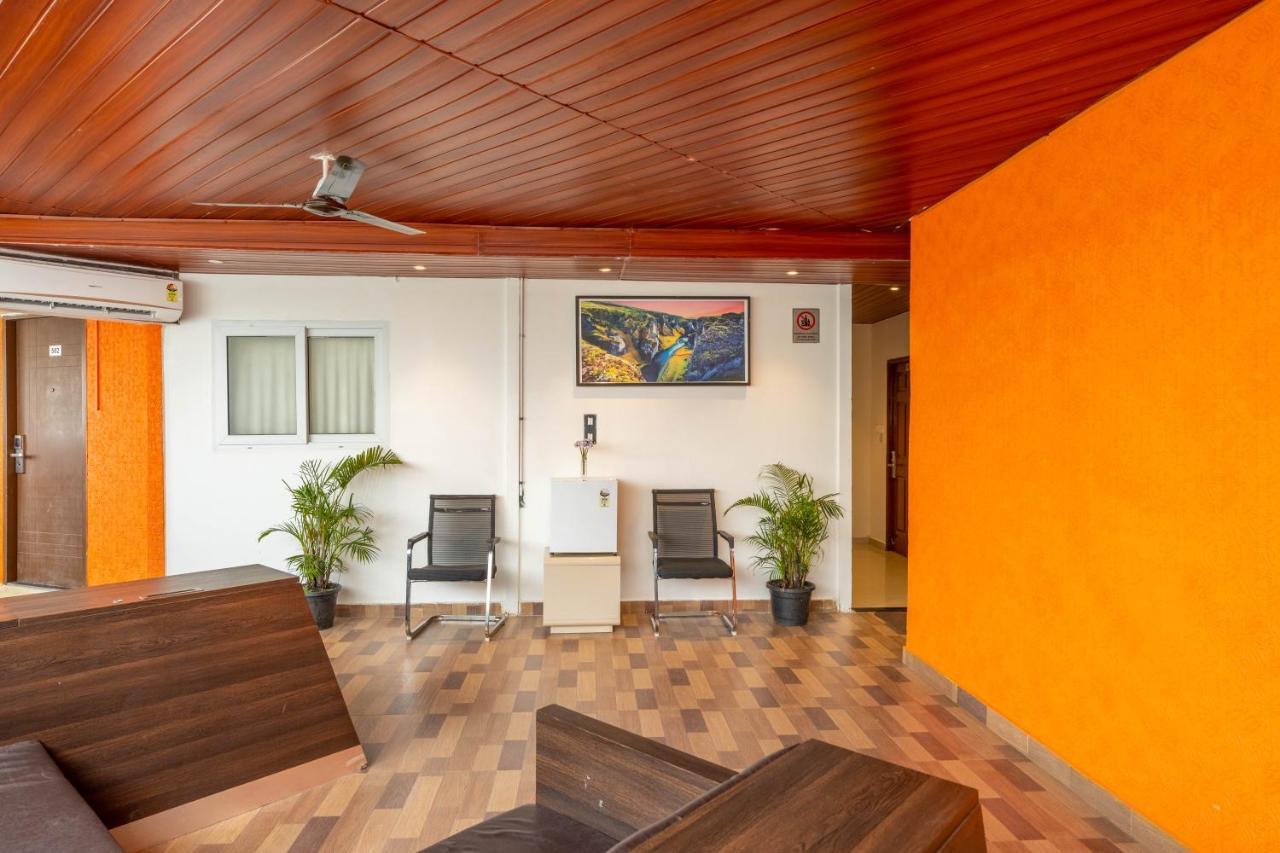 Seasons Suites Μπανγκαλόρ Δωμάτιο φωτογραφία